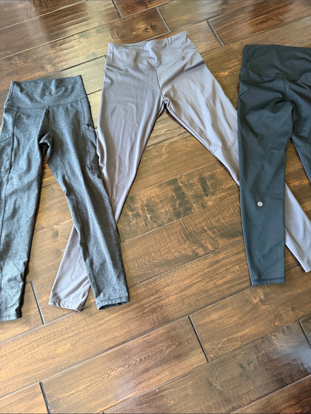 High-Waist Performance Leggings – Black, Gray, Taupe size small - Picture 2 of 2